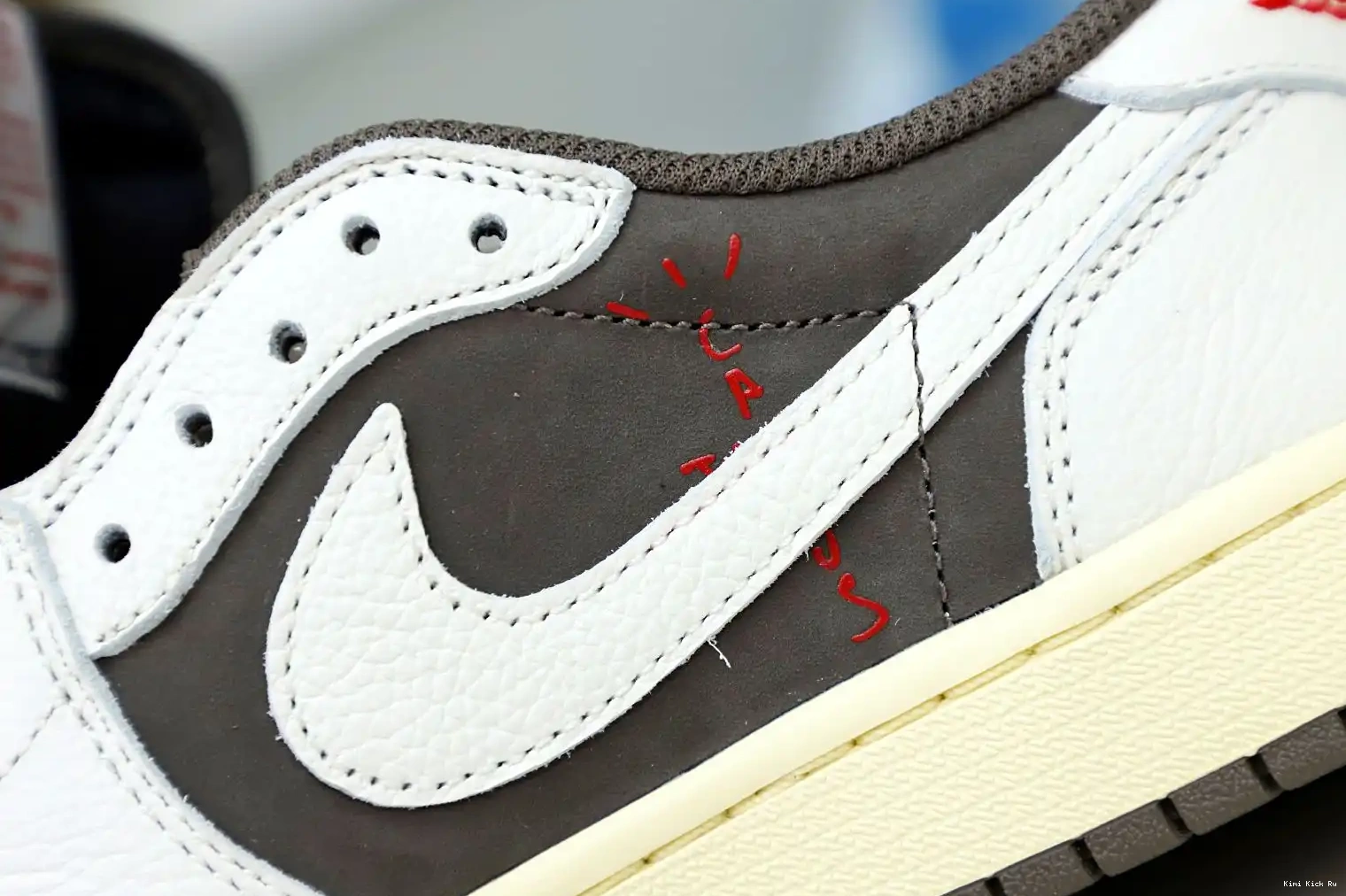 TRAVIS SCOTT 1 AIR LOW REVERSE OG Kimikick MOCHA X JORDAN 0822